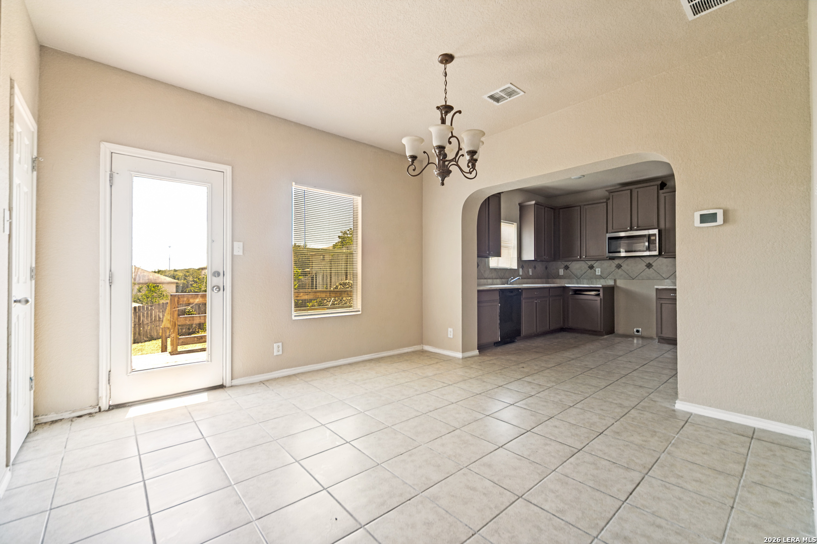 6718 Loma Secca San Antonio TX 78233