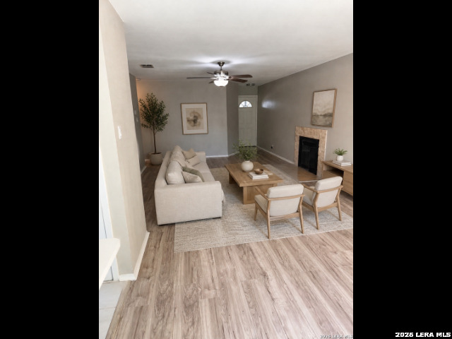 9426 Valley Bend San Antonio TX 78250