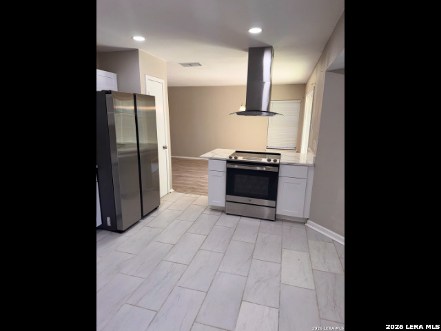 9426 Valley Bend San Antonio TX 78250
