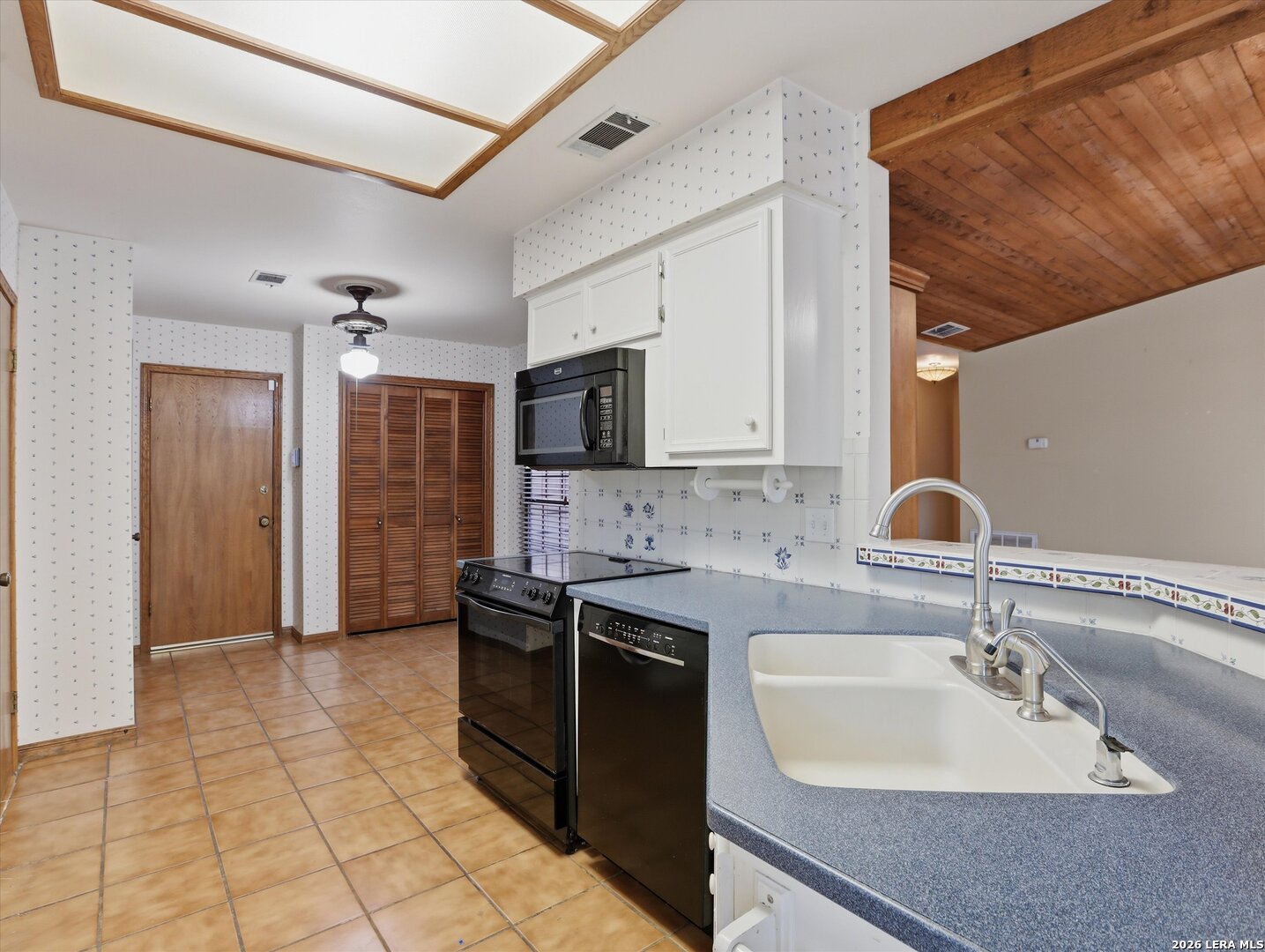 2703 Oak Haven San Marcos TX 78666