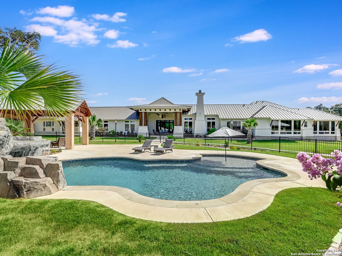 215 Winding Lane San Antonio TX 78231