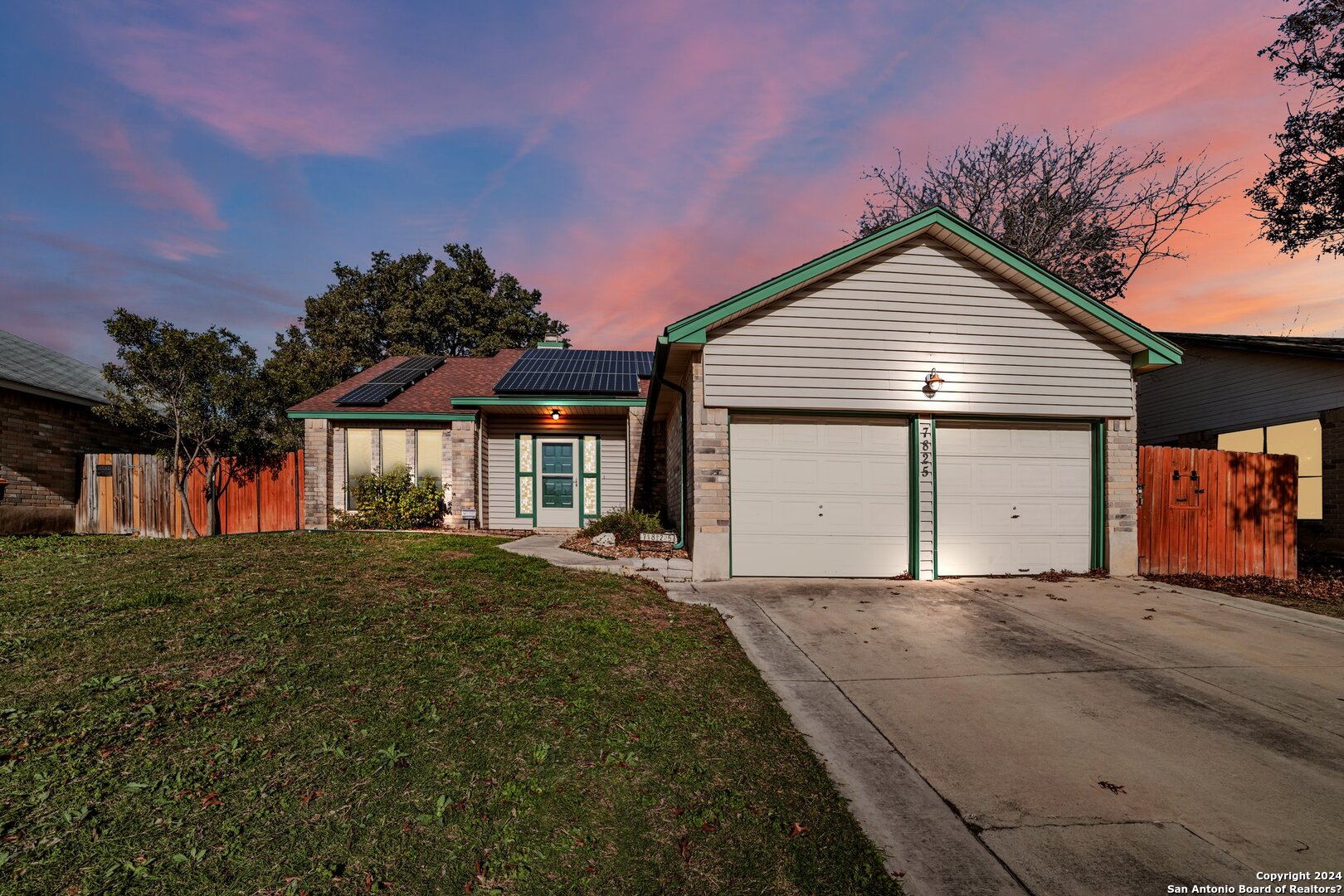7825 Forest Briar Live Oak TX 78233
