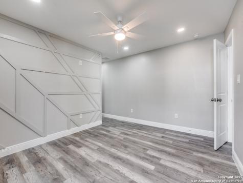 930 Schley Avenue San Antonio TX 78210