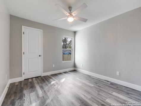 930 Schley Avenue San Antonio TX 78210