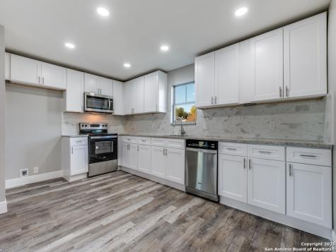 930 Schley Avenue San Antonio TX 78210