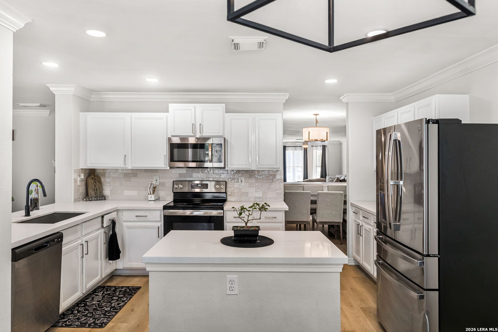 7503 Legend Rock San Antonio TX 78244