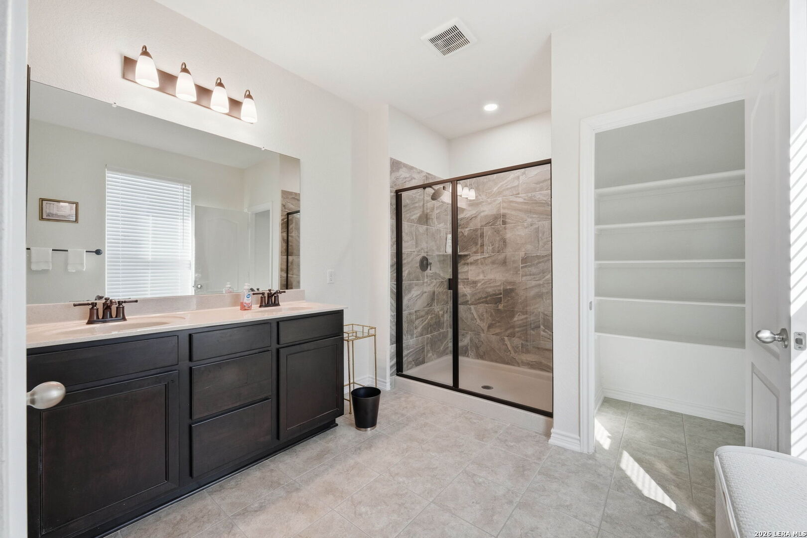 5103 Devanado San Antonio TX 78261