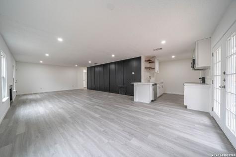 9131 Valley Ridge San Antonio TX 78250