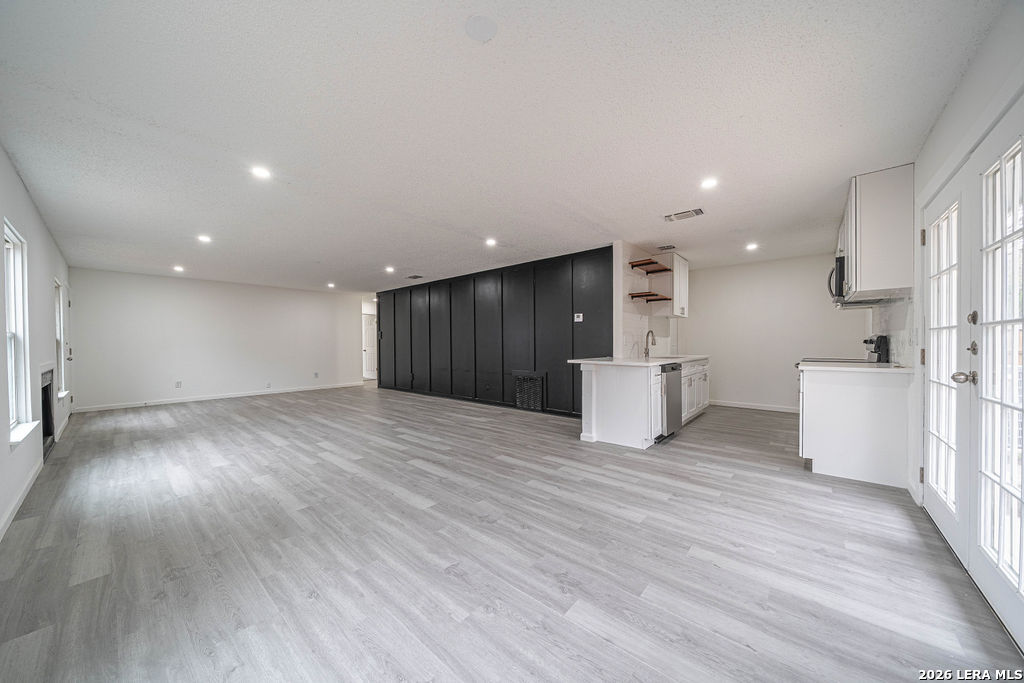 9131 Valley Ridge San Antonio TX 78250