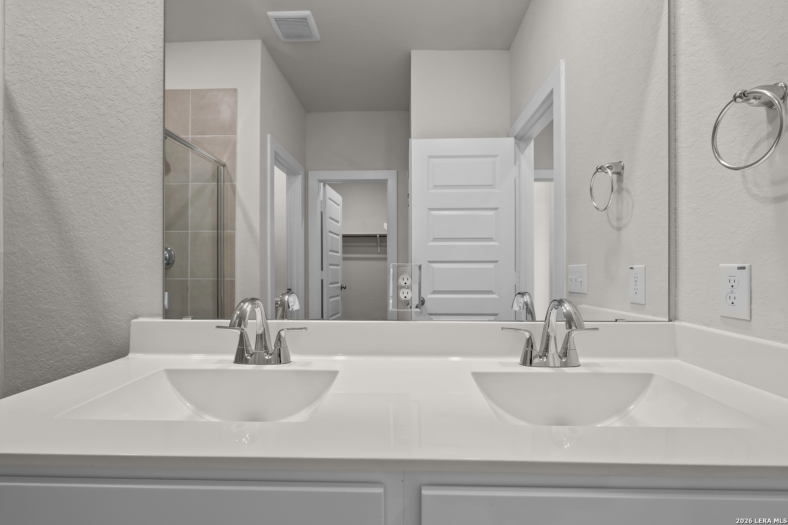 2306 Crisp Glen San Antonio TX 78224