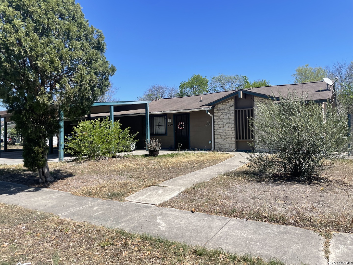 4830 Castle Bridge San Antonio TX 78218