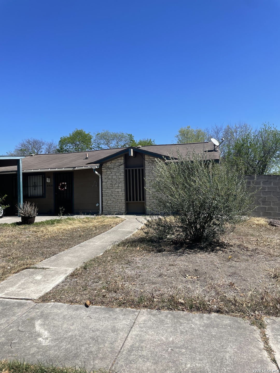 4830 Castle Bridge San Antonio TX 78218