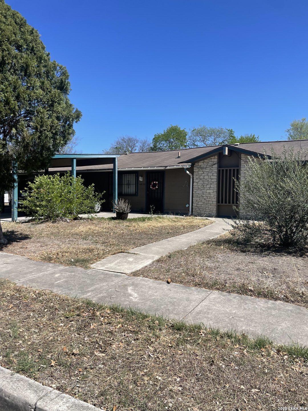4830 Castle Bridge San Antonio TX 78218