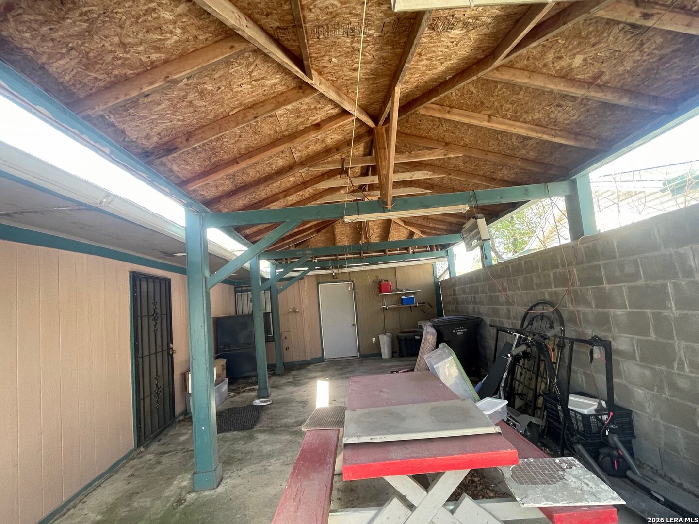 4830 Castle Bridge San Antonio TX 78218
