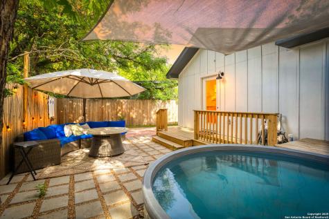 139 Valdez San Antonio TX 78212