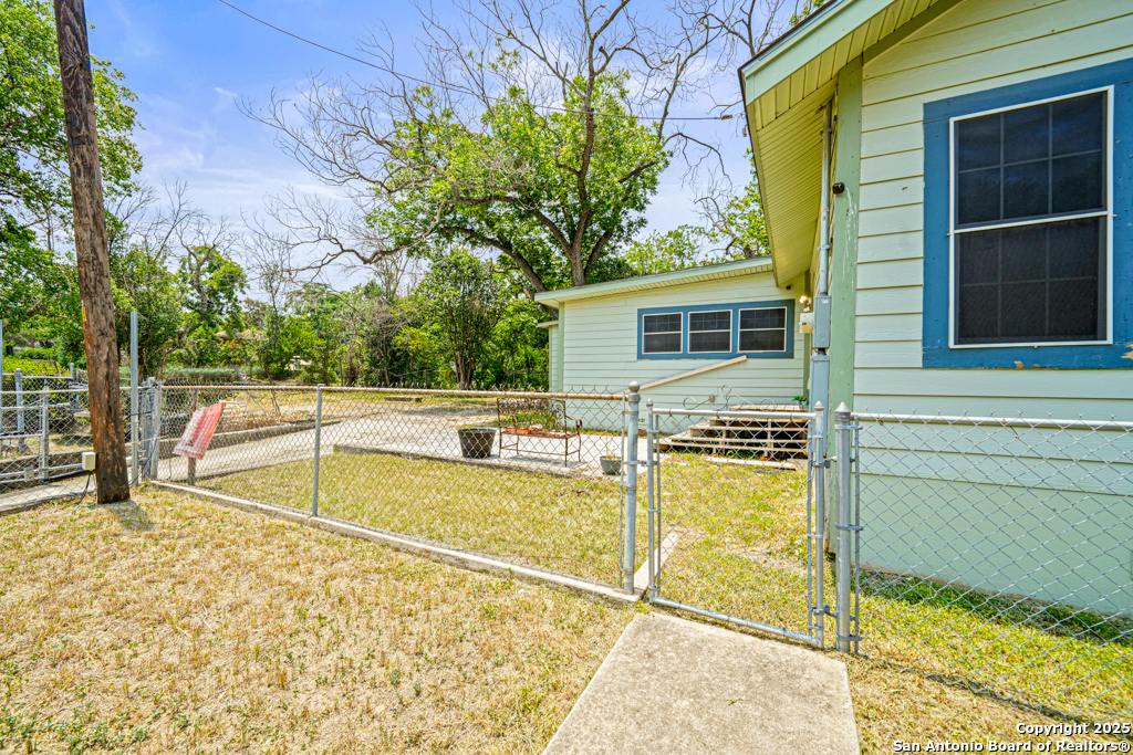 146 Yucca San Antonio TX 78203
