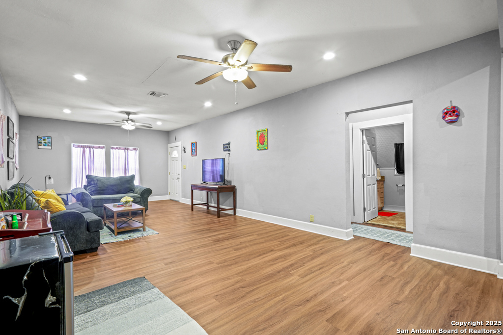 146 Yucca San Antonio TX 78203