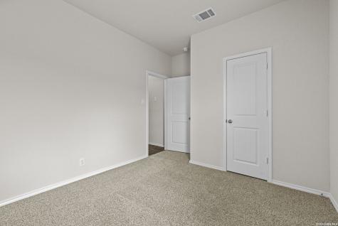 196 Western Gull Drive San Antonio TX 78253
