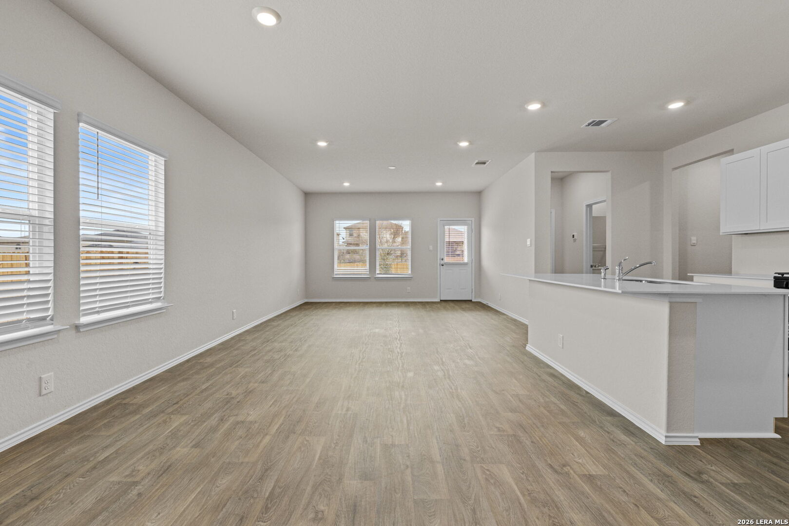196 Western Gull Drive San Antonio TX 78253