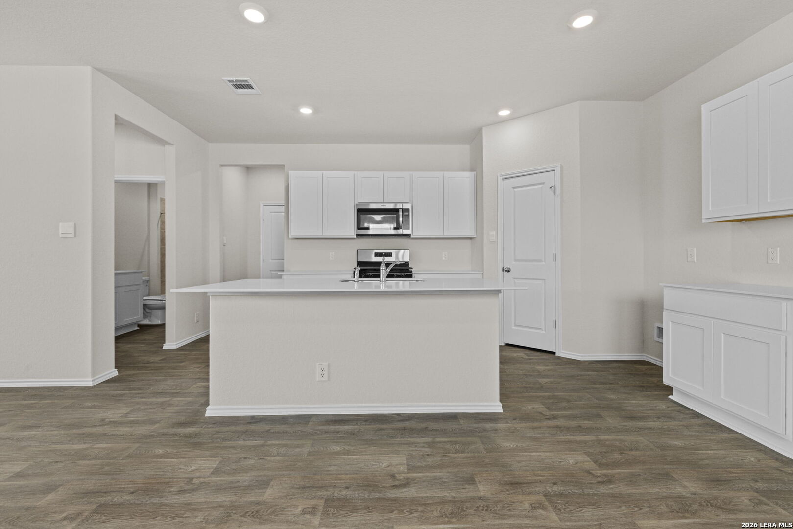 196 Western Gull Drive San Antonio TX 78253
