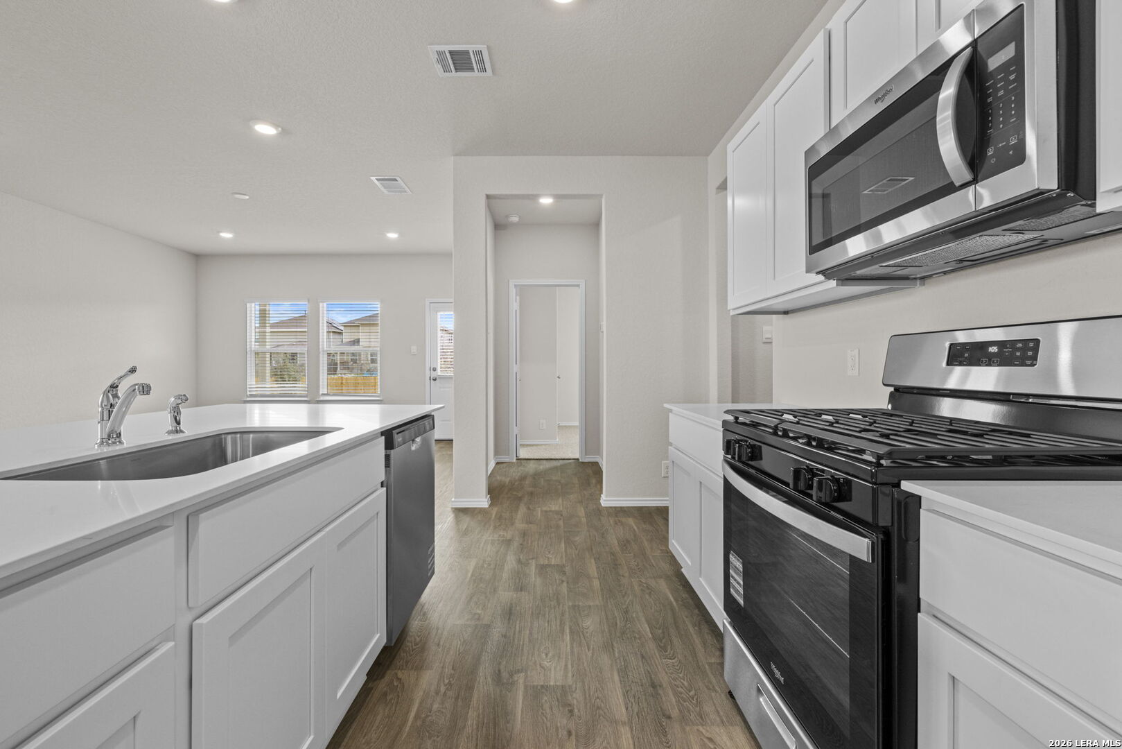 196 Western Gull Drive San Antonio TX 78253
