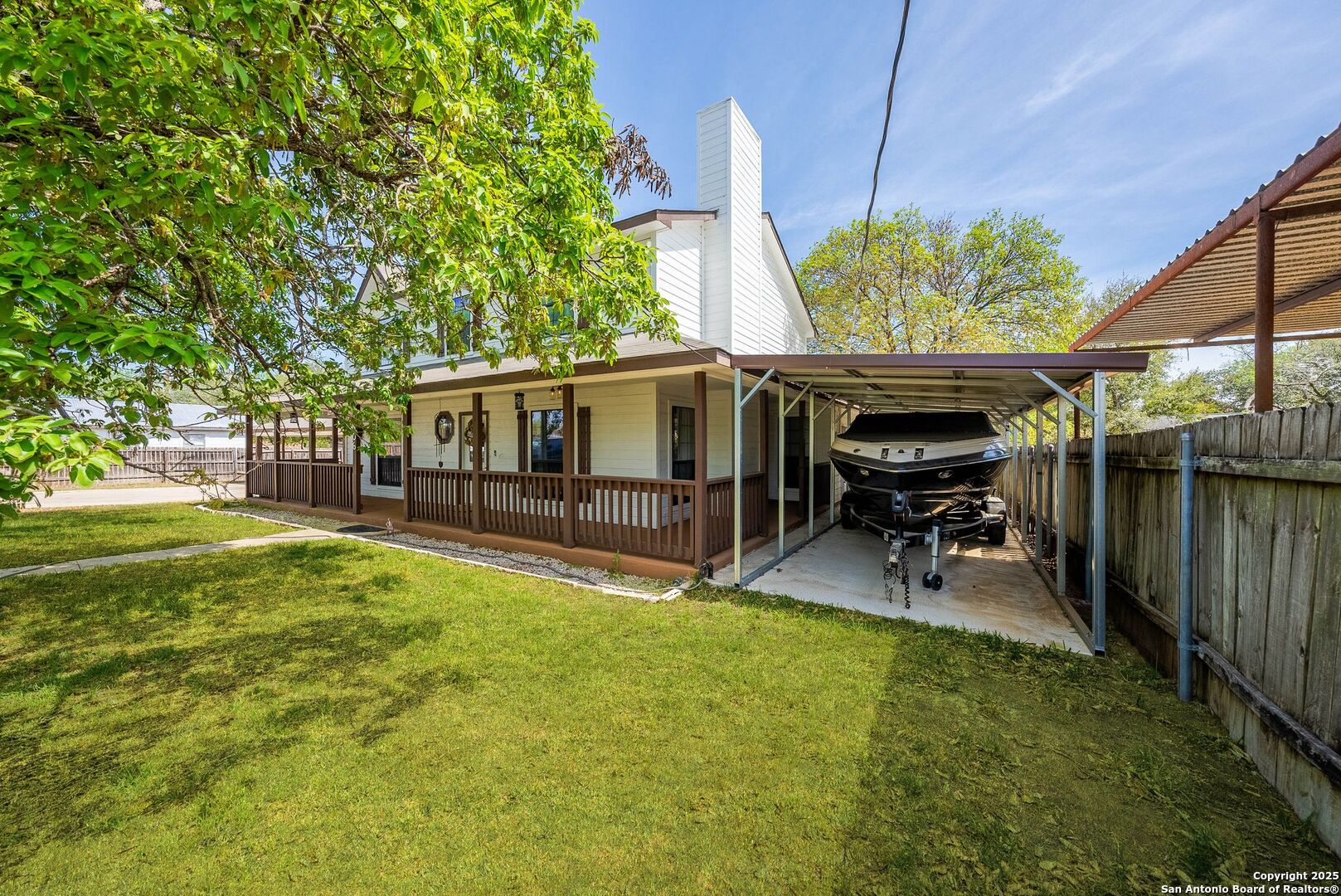 1506 D Street Floresville TX 78114