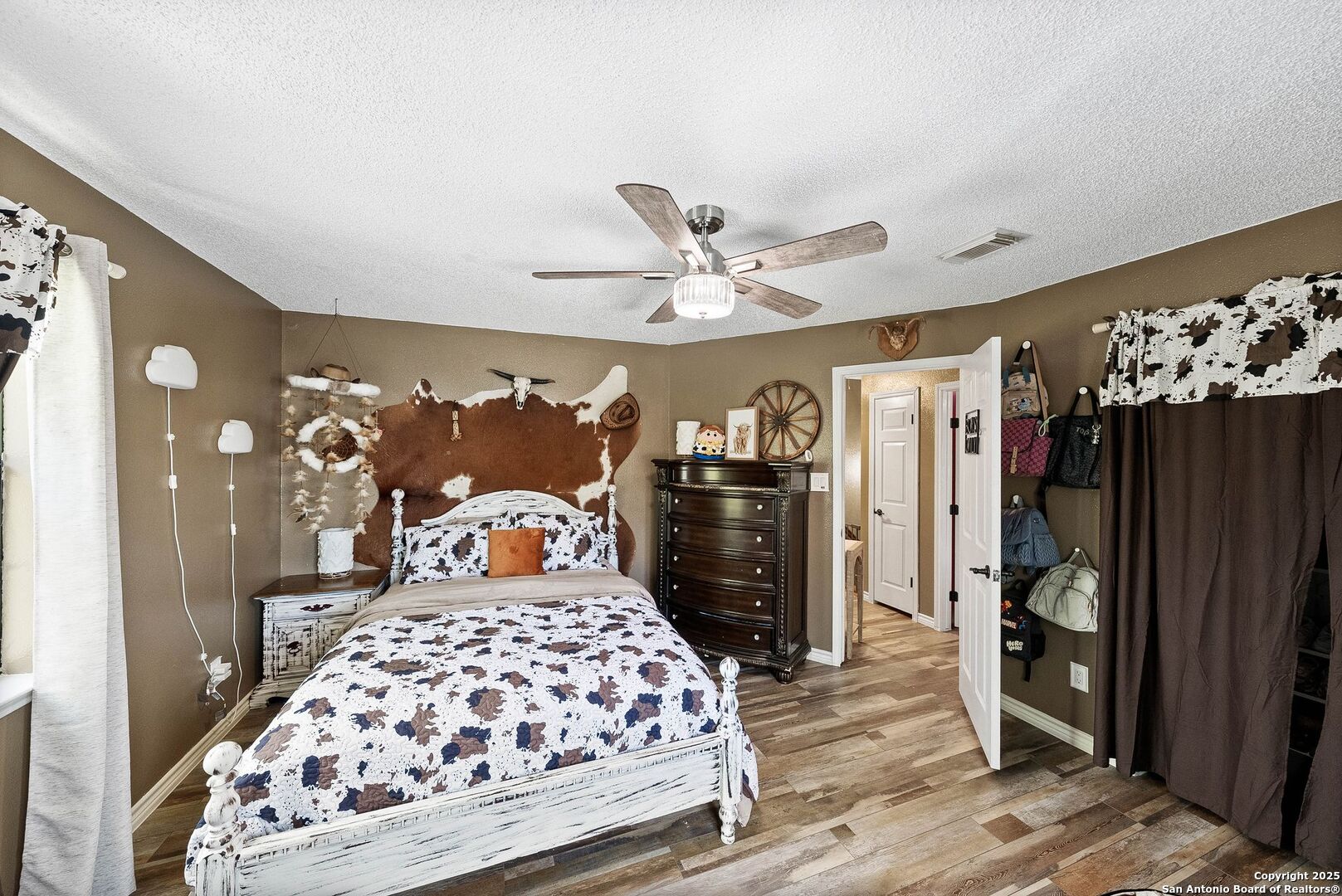 1506 D Street Floresville TX 78114