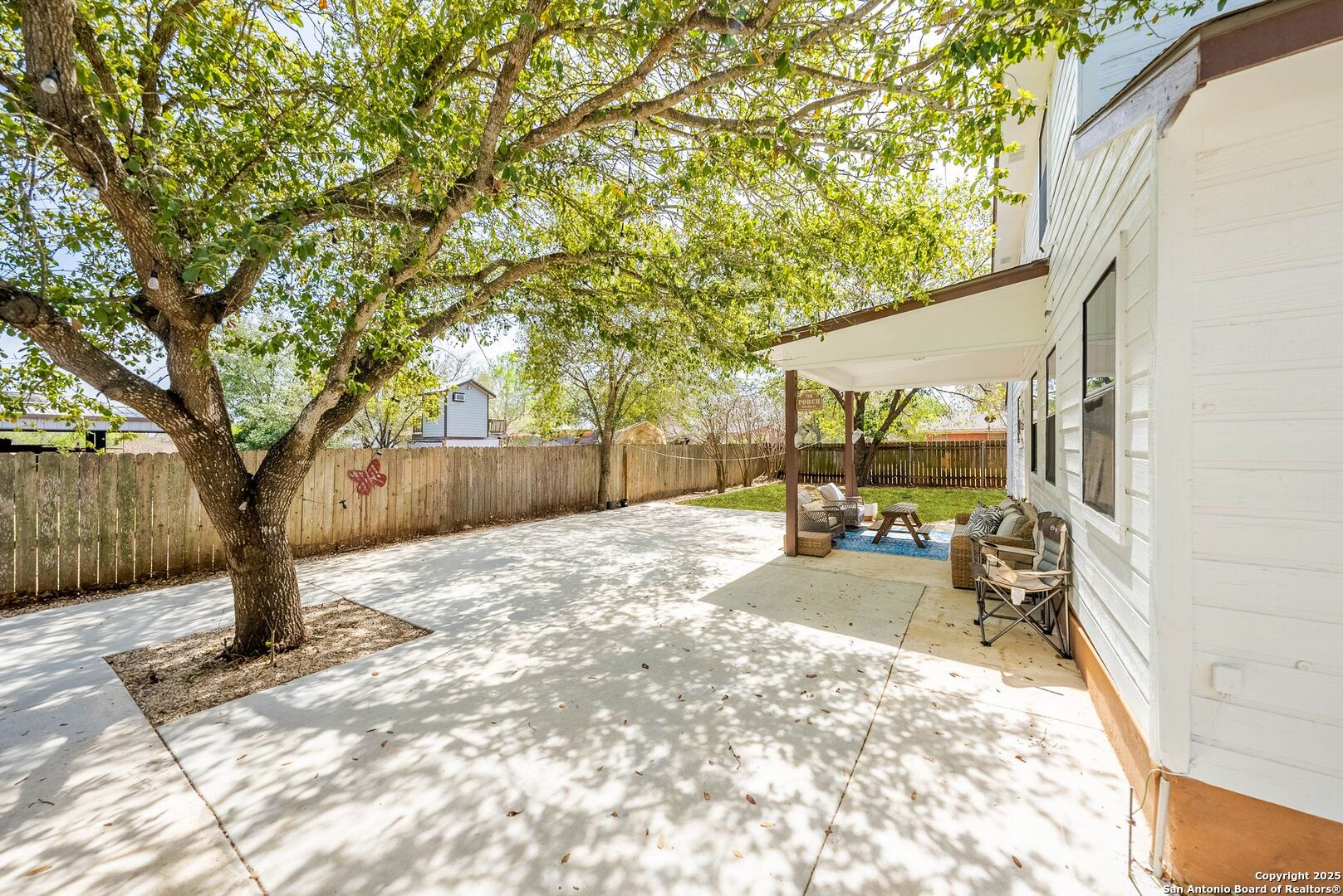 1506 D Street Floresville TX 78114