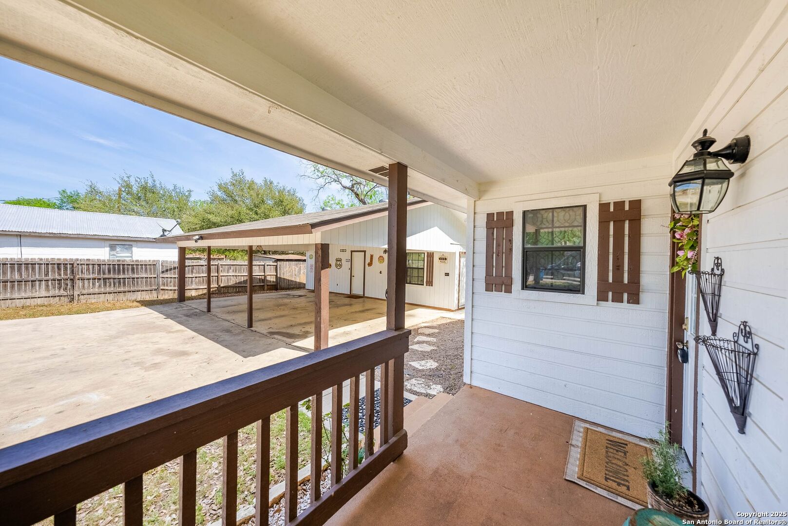 1506 D Street Floresville TX 78114