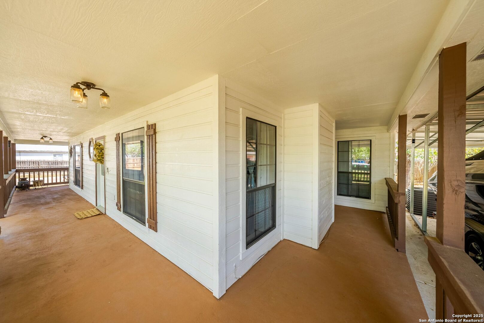 1506 D Street Floresville TX 78114