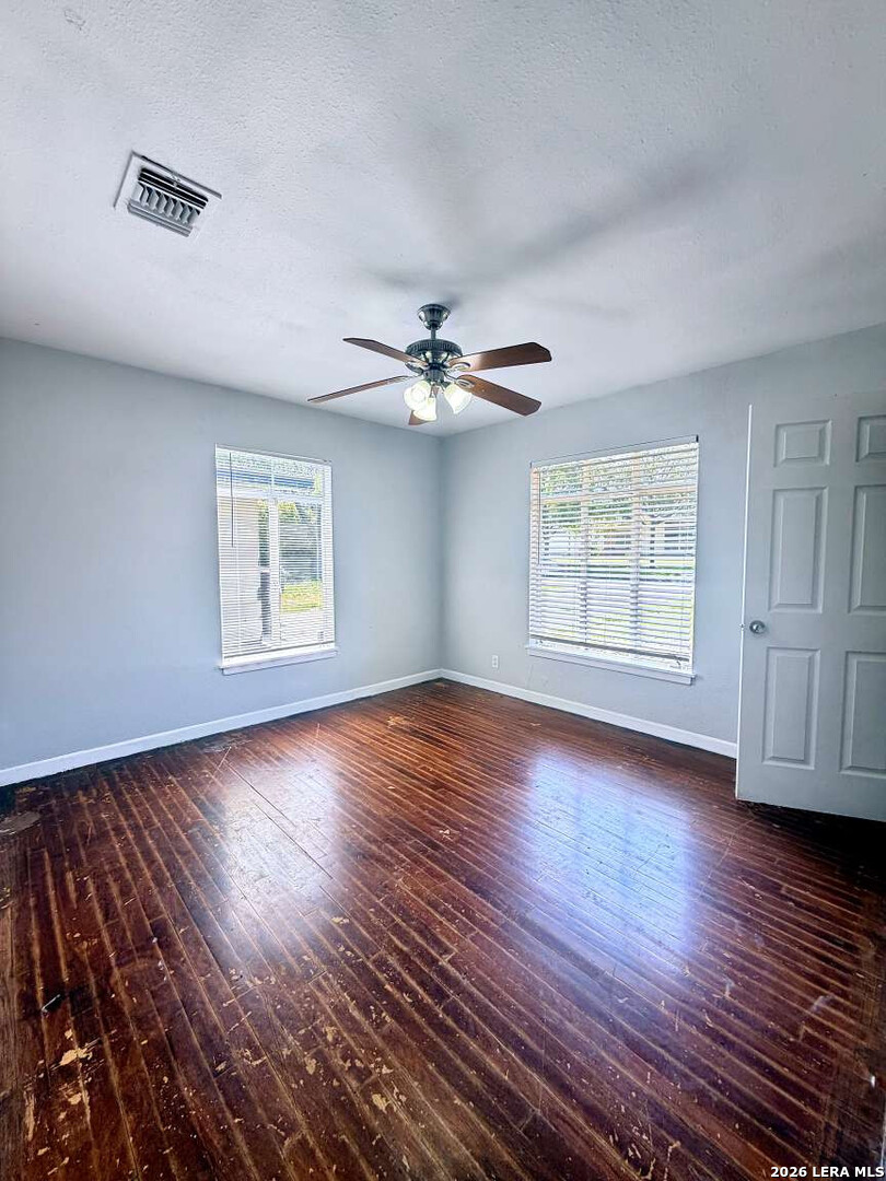 127 Cyril Drive San Antonio TX 78218