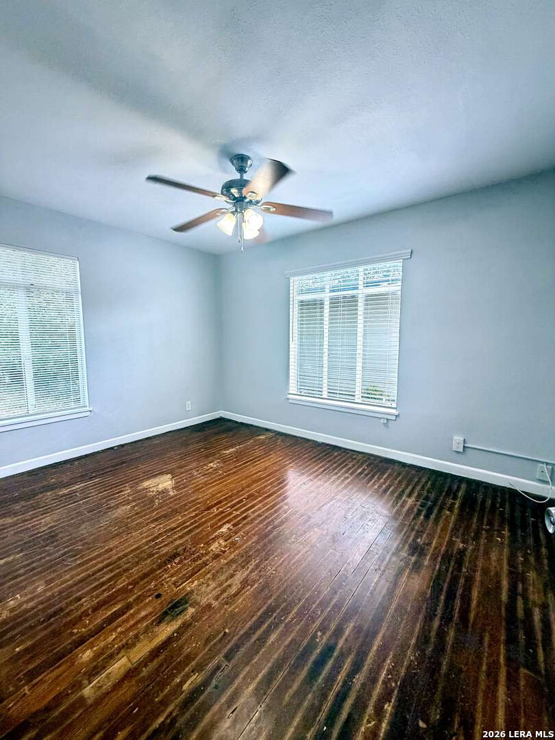 127 Cyril Drive San Antonio TX 78218
