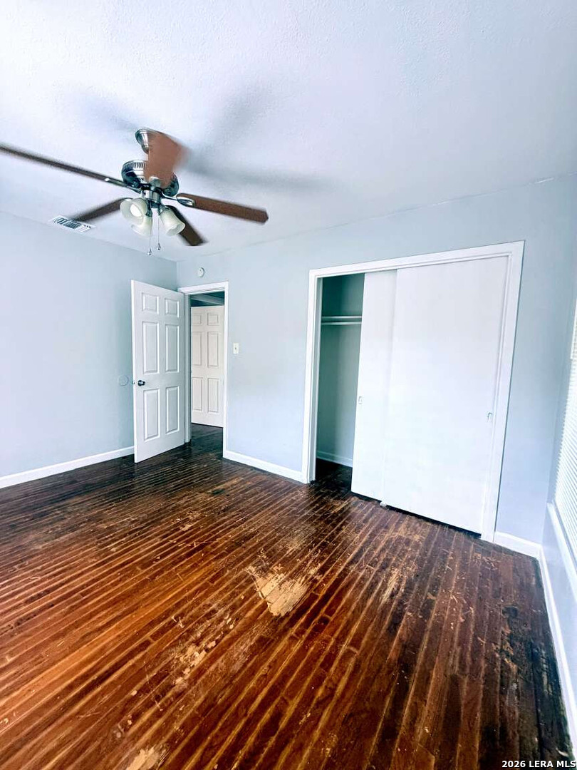 127 Cyril Drive San Antonio TX 78218