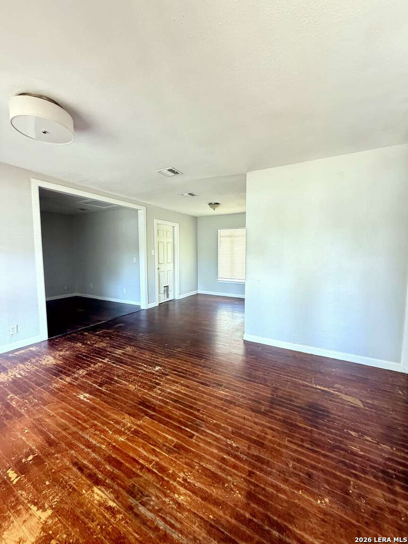 127 Cyril Drive San Antonio TX 78218