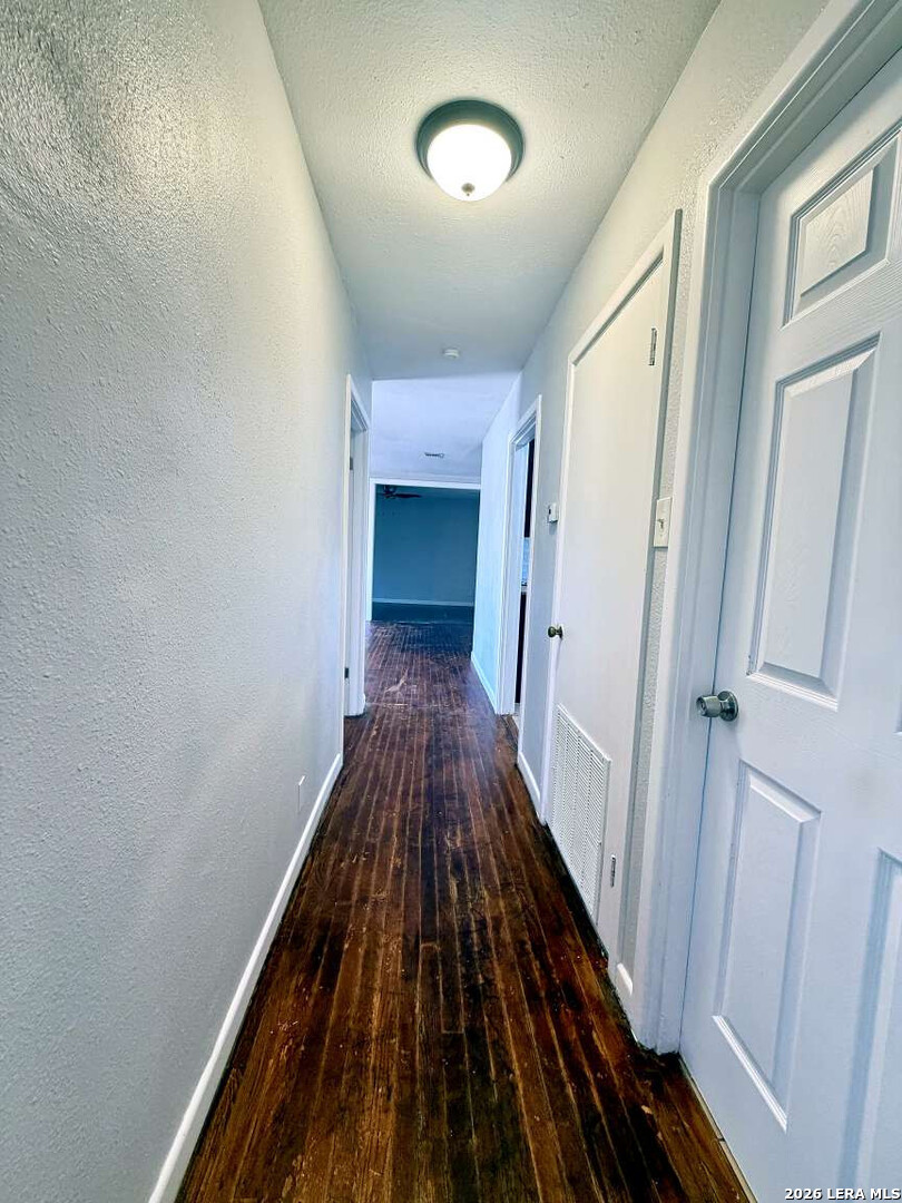 127 Cyril Drive San Antonio TX 78218