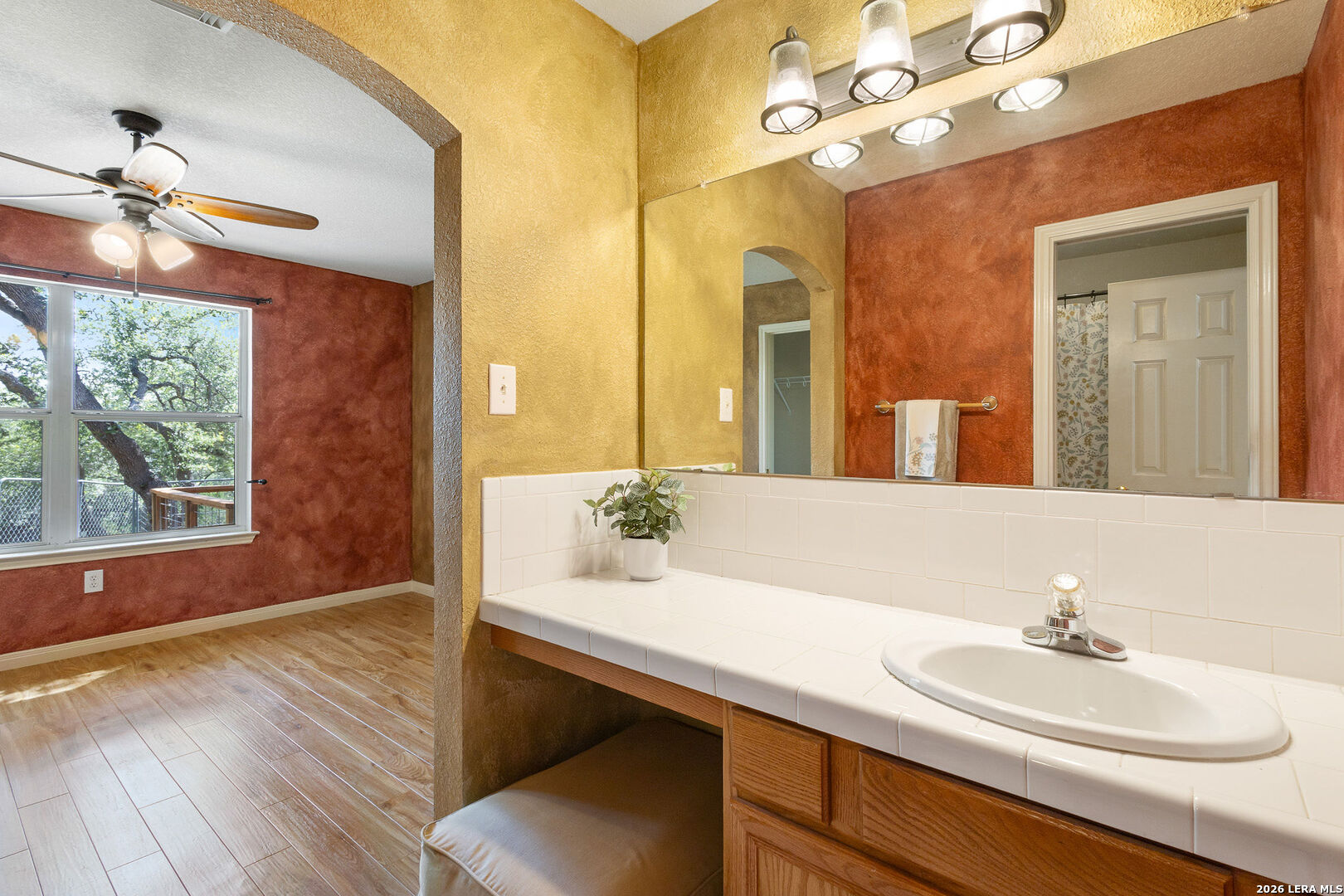 900 Charter Oak Canyon Lake TX 78133