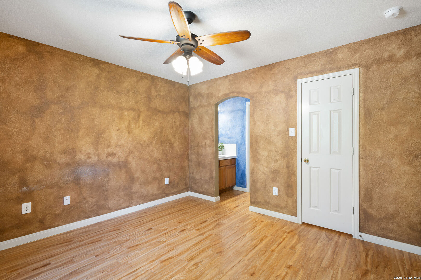 900 Charter Oak Canyon Lake TX 78133