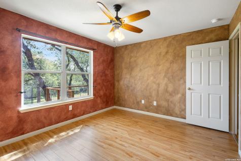 900 Charter Oak Canyon Lake TX 78133