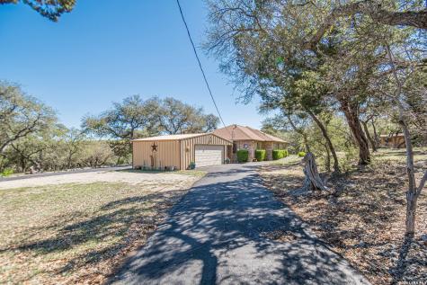 900 Charter Oak Canyon Lake TX 78133