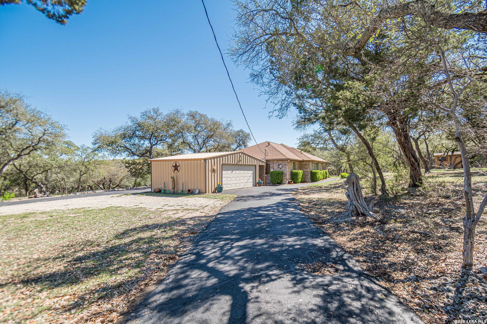 900 Charter Oak Canyon Lake TX 78133