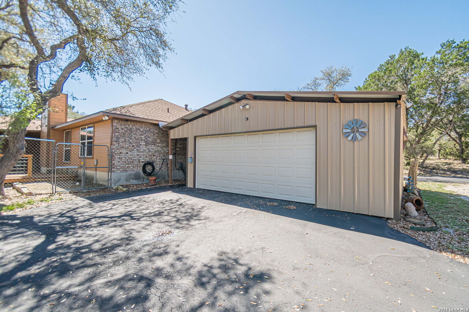 900 Charter Oak Canyon Lake TX 78133