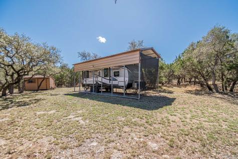 900 Charter Oak Canyon Lake TX 78133