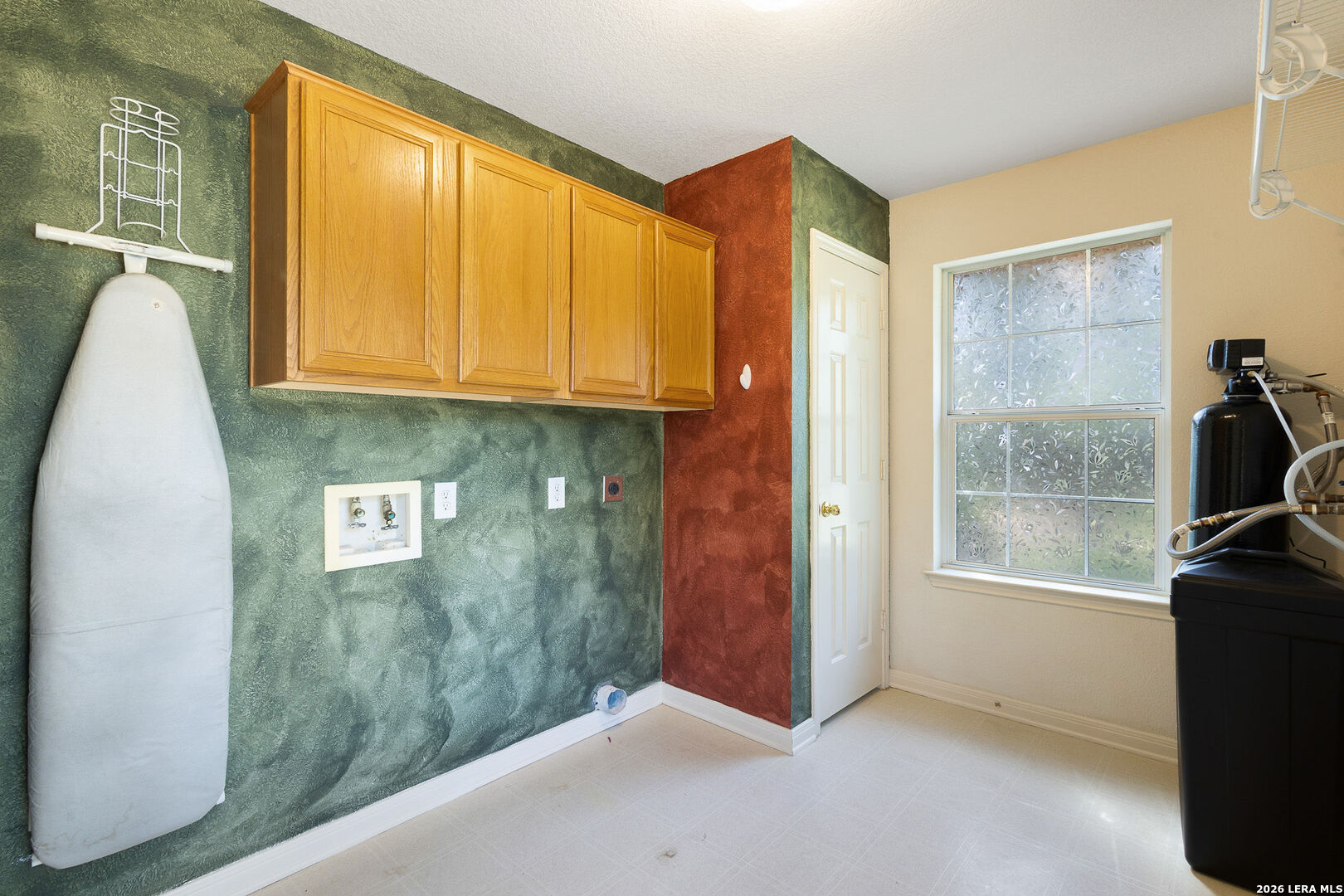 900 Charter Oak Canyon Lake TX 78133