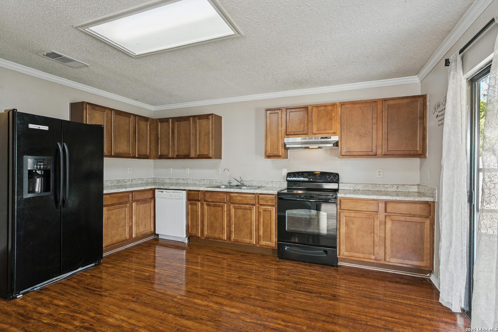 8010 Chestnut Cape Drive Converse TX 78109