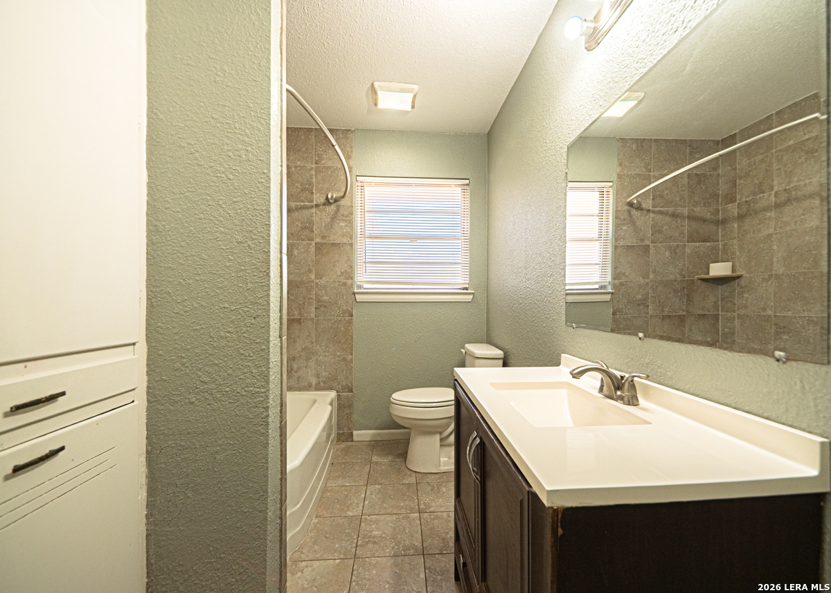 243 Maplewood Lane San Antonio TX 78216