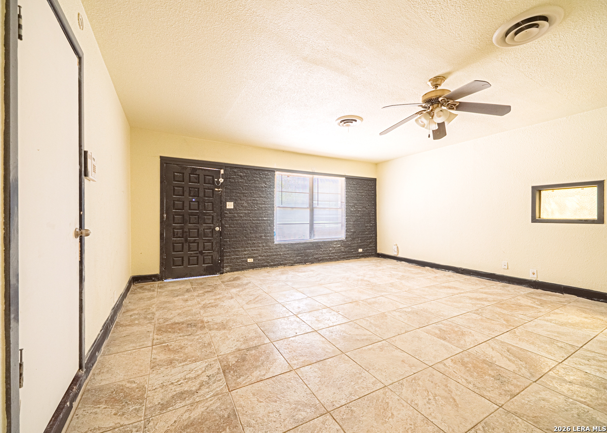 243 Maplewood Lane San Antonio TX 78216