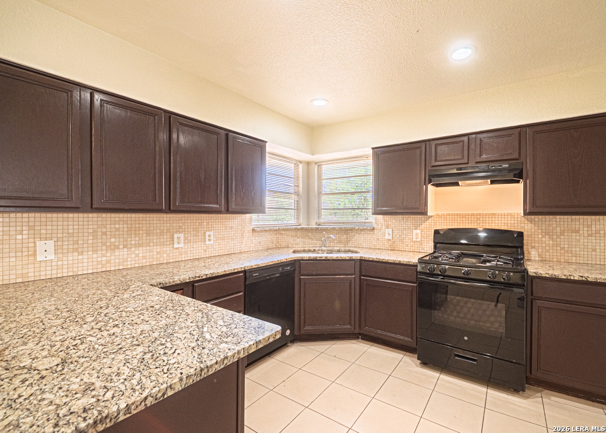243 Maplewood Lane San Antonio TX 78216