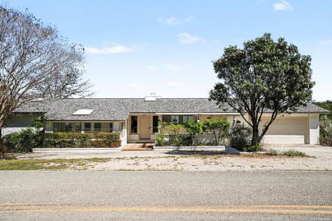 1820 Triple Peak Canyon Lake TX 78133
