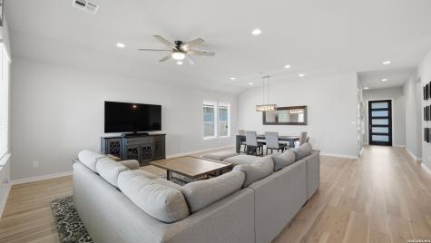 1370 Sahms New Braunfels TX 78132
