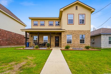 776 Crestview Floresville TX 78114
